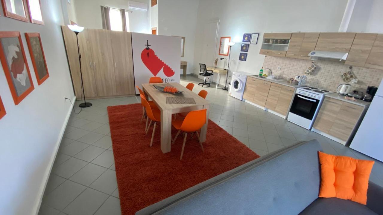 Patras Romeο House Appartement Buitenkant foto